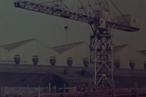 An amateur film enthusiast captured this footage of Glasgow shipyards as his boat drifted down the River Clyde in the 80’s, as the final shipyards began to close their gates for the last time.
