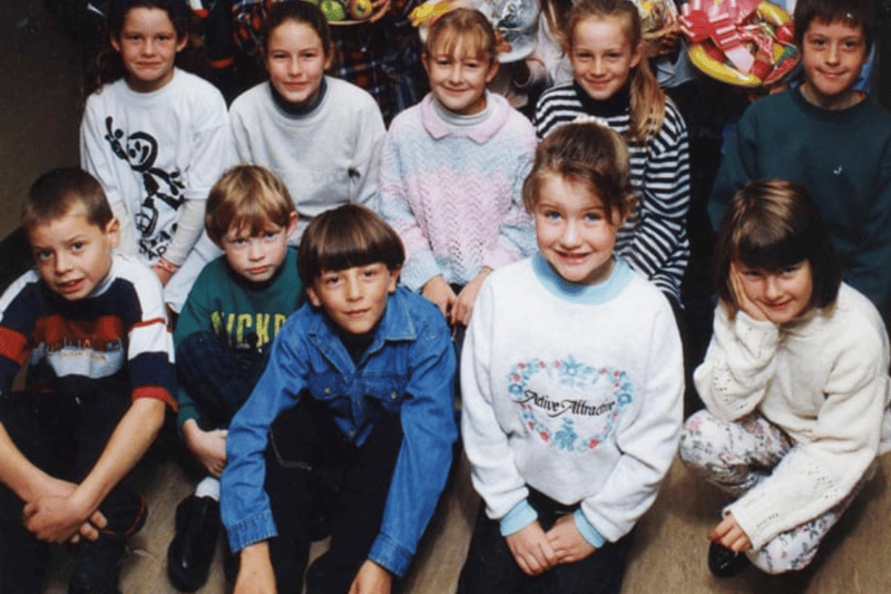 Some more of the book-loving children at Temple Park Junior School in 1994. Photo: sg