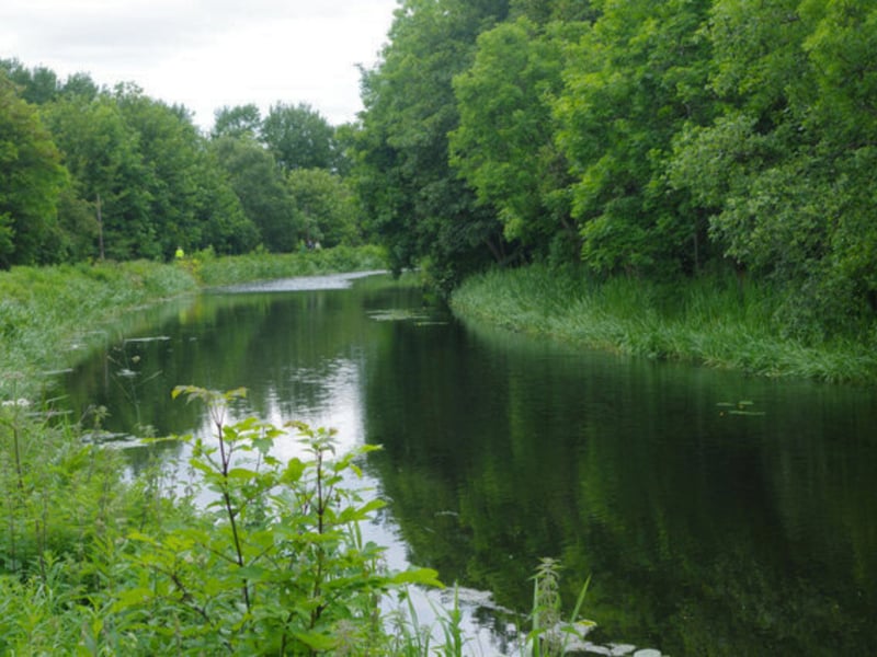 The Forth and Clyde Canal runs across central Scotland from the east to the west and it links to our Union Canal via the famous Falkirk Wheel. The canal is situated only a short walk away from the city centre of Glasgow and the Scottish Canals website says it has “some of the best culture, sports and urban nature in Scotland.”