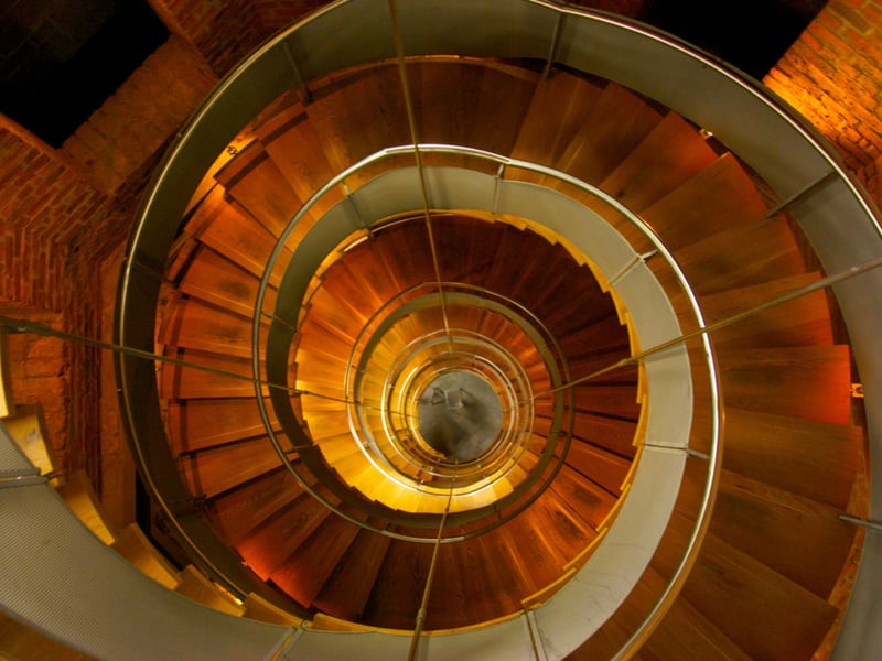Located in the heart of Glasgow, the lighthouse is an iconic city landmark and a must-visit for lovers of architecture who will adore its spectacular spiral staircase. It was designed by the famous Scottish architect, Charles Rennie Mackintosh, who is widely celebrated for his distinctive style which blends Scottish traditionalism and Art Nouveau.