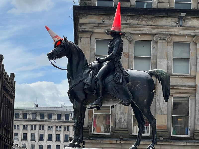 It was recently revealed that the Duke of Wellington is the favourite modern art piece of famous street artist Banksy and, indeed, it is understandably charming. To better understand the Glaswegian sense of humour while discovering one of the city’s most famous attractions then make your way to this monument that gave birth to the #KeepTheCone movement.
