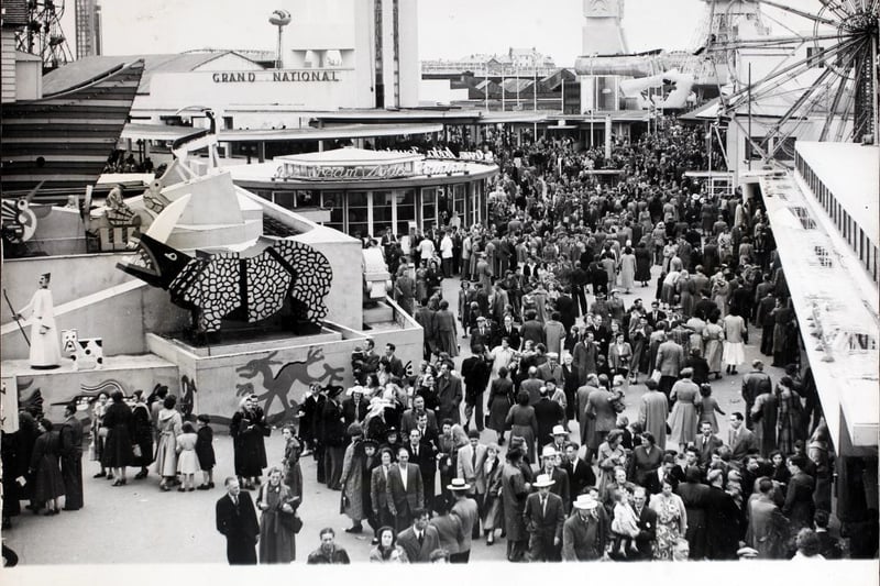 A huge crowd of weekenders seen strolling around the fun fair at Blackpool in July1955, including holidaymakers from Glasgow. (Photo by Hulton Archive/Getty Images)