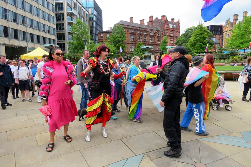 There were lots of bright colours all over the Peace Gardens (Photo courtesy of @steelcitysnaps)