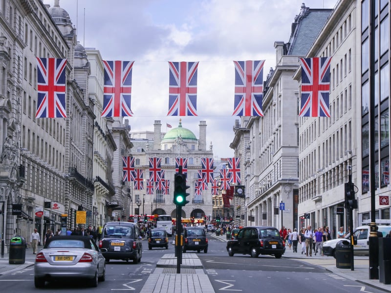 The UK’s system of government is registered as a Constitutional Monarchy. The country scored 8.75 on the Human Freedom Index and 0.78 on the Liberal Democracy Index.
