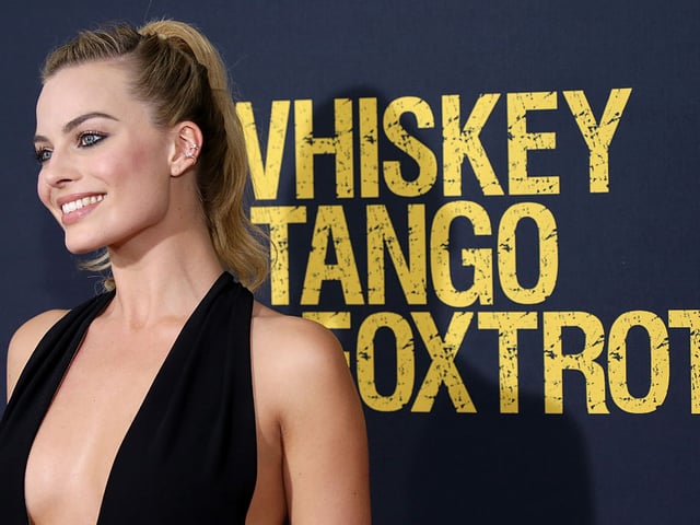 Starring as journalist Tanya Vanderpoel, the film begins when she takes a fellow reporter under her wing and is taughts the key to becoming a successful correspondent.