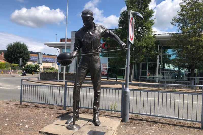 This sculpture of a glassblower by Vanessa Marston is outside the Tesco store, near the site of the Nailsea Glassworks, which was the town’s main employer between 1788 and 1873.