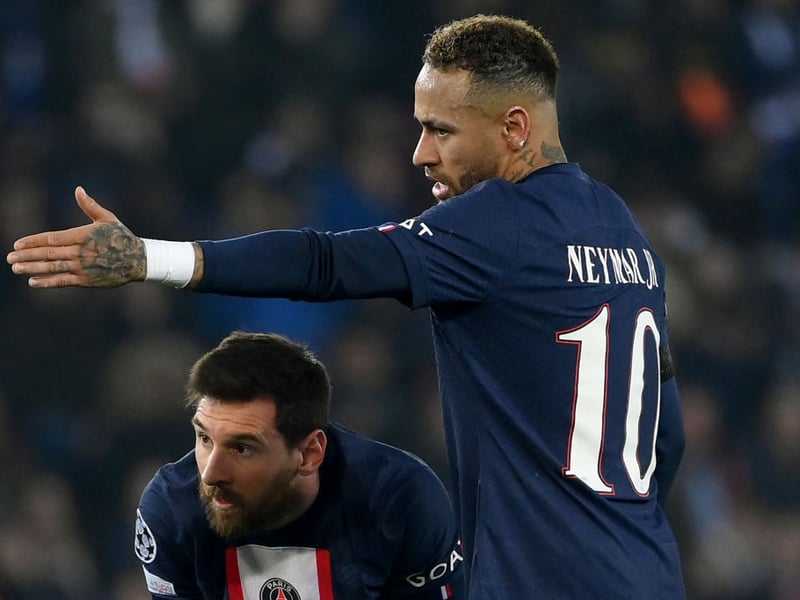 Another big name and another Saudi Pro League players on a huge wedge. Neymar earns a reported €200,000,000 annually playing for Al Hilal.