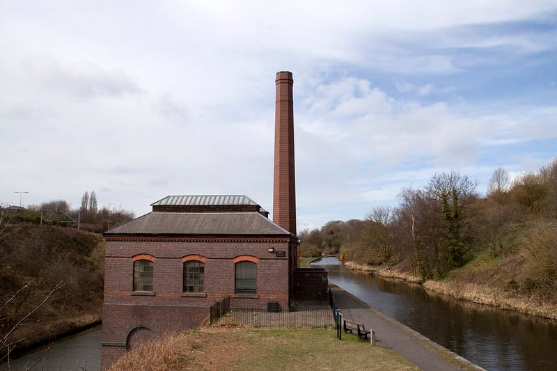 This is a small museum in Smethwick which tells the story of the development of the Galton Valley canals and those who designed, built and worked on them. (Photo - Tony Hisgett from Birmingham, UK(CC BY-SA 2.0))