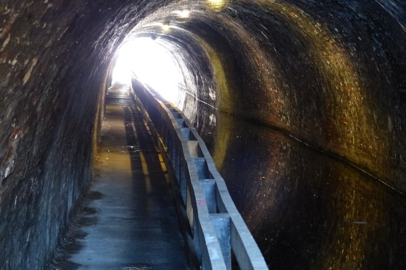 The narrow Ashted Tunnel in Birmingham is 94 metres in length and only able to accommodate boats passing through it in one direction at a time. (Photo -  CC BY-SA 2.0/ Mat Fascione)