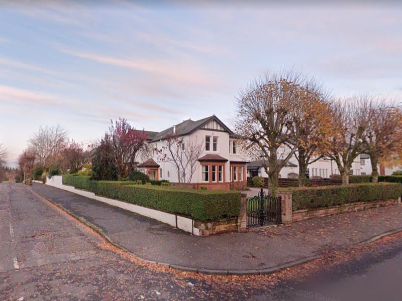 East Renfrewshire's Lower Whitecraigs and South Giffnock area had an average property price of £470,000.