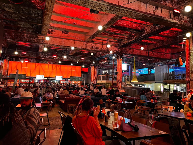 Freight Island has been described by DesignMyNight as a “vibrant event space”. It hosts entertainment events which can be enjoyed alongside a wide selection of different cuisines, such as burgers, Indian street food and more. However, its Sunday lunch offering has received plenty of praise. 