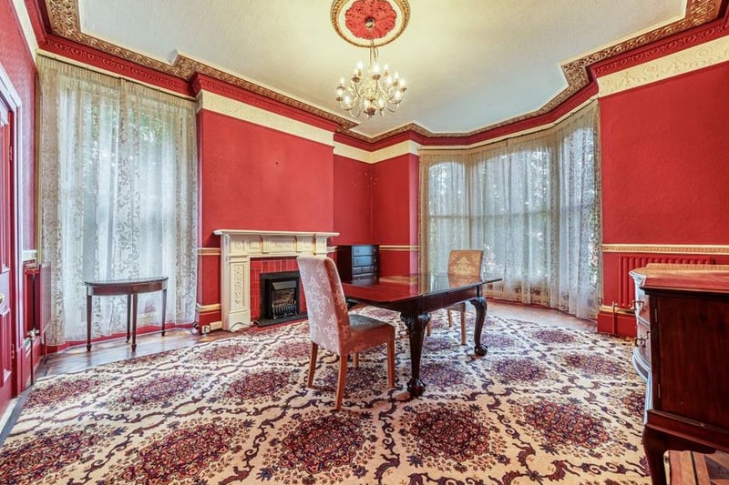 The first floor has three magnificent reception rooms with large bay windows.