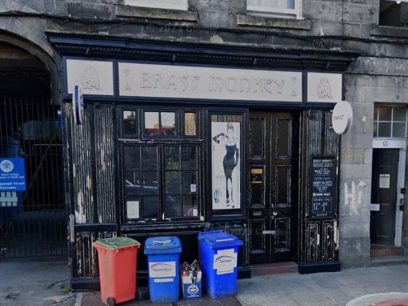 Situated just a three minute walk from The Pleasance Courtyard is traditional pub The Brass Monkey, boasting a wide range of interesting drinks served by friendly staff. There's also a lounge area where they show afternoon movies.