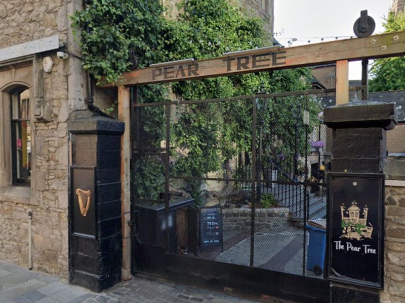 A further minute's walk from THe Southsider brings you to the historic Pear Tree pub. It's best known for its large courtyard beer garden, which often has live bands playing during August, but also has an atmospheric interior.
