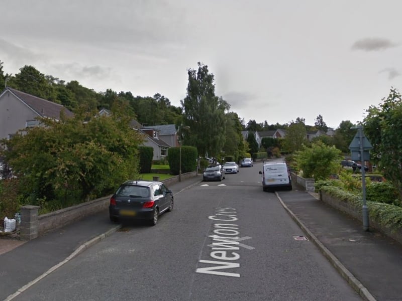 In Stirling's Dunblane East area the average property price was £348,995 in 2021 and £241,914 in 2022, a drop of -30.7%.
