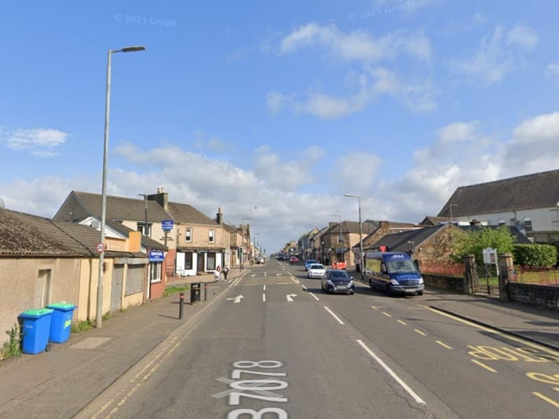 In South Lanarkshire's Larkhall Central, Raploch, Millheugh and Burnhead area the average property price was £169,225 in 2021 and £118,000 in 2022, a drop of -30.3%.