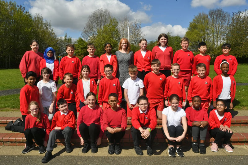 Heritage Park Primary School year 6 leavers