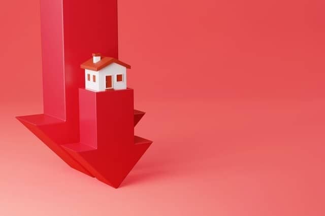In some parts of Scotland the average price of a property sold plunged between 2021 and 2022.