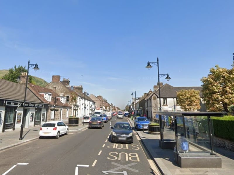 In Clackmannanshire's Alva area the average property price was £170,000 in 2021 and £121,500 in 2022, a drop of -28.5%.