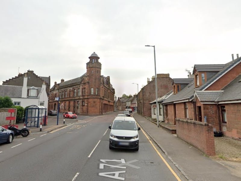 In Ayrshire's Newmilns area the average property price was £76,250 in 2021 and £55,000 in 2022, a drop of -27.9%.