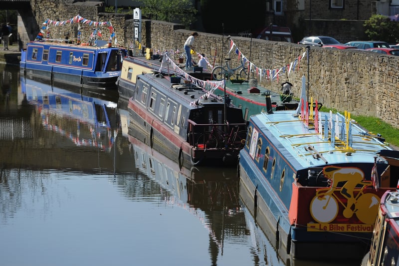A walk along the canal in Skipton is a great way to spend a summer day, just a short trip from Leeds.
How to get there: Trains from Leeds to Skipton run daily