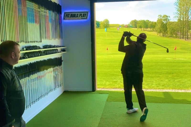 For those looking to take their game to the next level, Golf It! also offers tuition where four on-sight pro’s will be more than happy to book you in for some lessons. Clubs can also be fitted here at your request, with a range of different shafts and grips to select from.