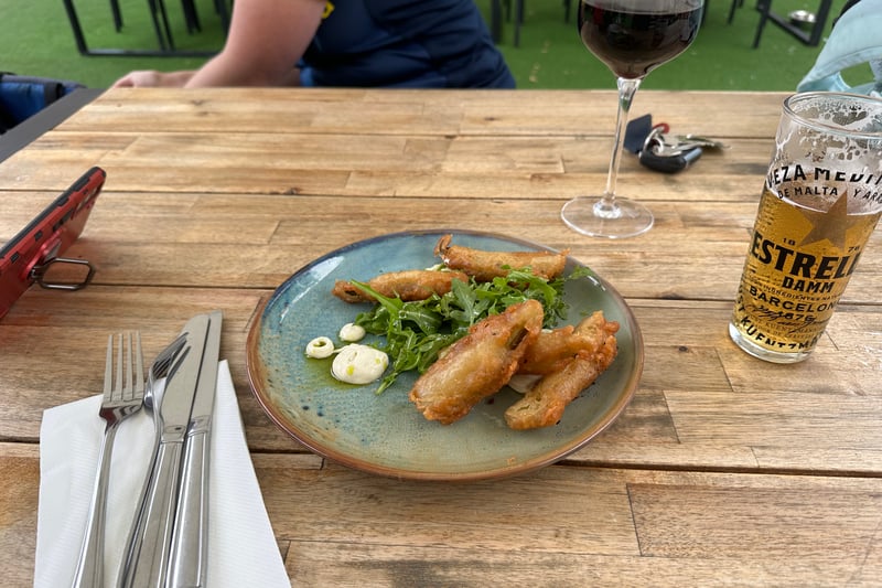 The menu at The Bear & Swan is interesting, and we couldn’t resist trying the beer battered pickles with anchovy aioli on the starter section, priced at £5.25.  Other starters included sweetcorn, cheddar and jalapeno croquettes and Padron peppers.
