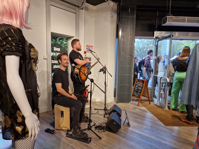 Live music was on hand to entertain shoppers as they entered through St Luke's new shop doors for the first time. 