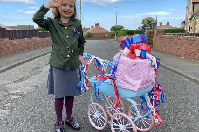 Bless. Blossom Todd (7) delivered afternoon tea to elderly neighbours in Ryhope in 2020..