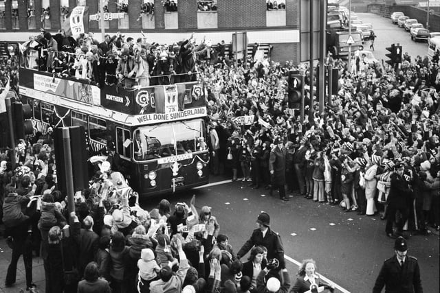 The 1973 FA Cup parade brought out these fantastic crowds.