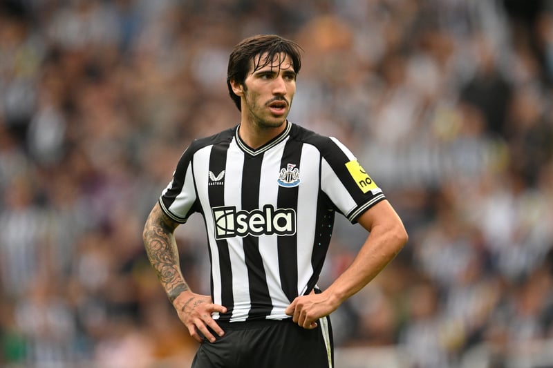 Newcastle United fans had to wait just six minutes for Sandro Tonali to get off the mark for his new club and he was instrumental in his side’s 5-1 win over Aston Villa. (Getty Images)