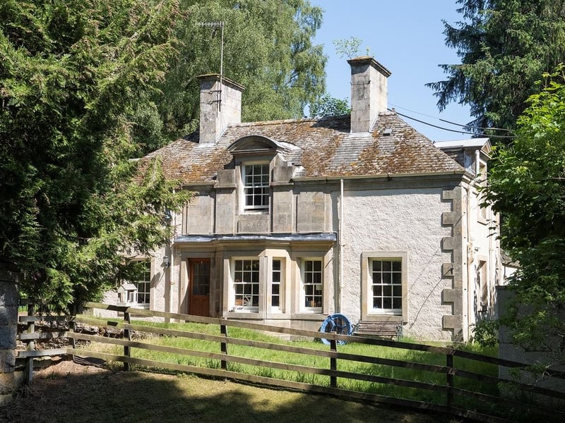 A standalone secondary accommodation on the estate 