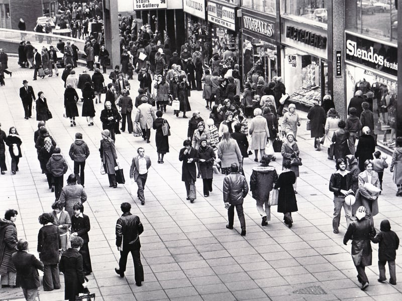 Shoppers on Exchange Street, Sheffield, in January 1978