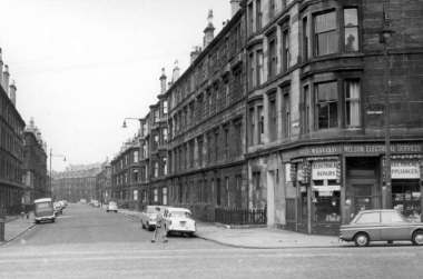 The corner of White Street and Byres Road with there still being noticeable features about the buildings. 