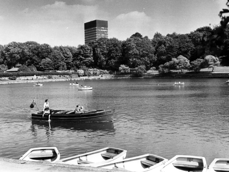 The University of Sheffield Arts Tower as viewed from Crookes Valley Park, with rowers on the boating lake, in July 1978. Photo: Picture Sheffield/Sheffield Newspapers Ltd