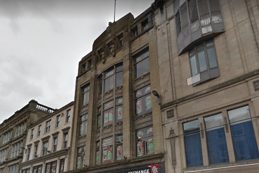 Although many Glaswegian’s will have memories of the Virgin Megastore at the top of Buchanan Street which opened in 1999, the original premises was on Union Street, almost next door to HMV. 