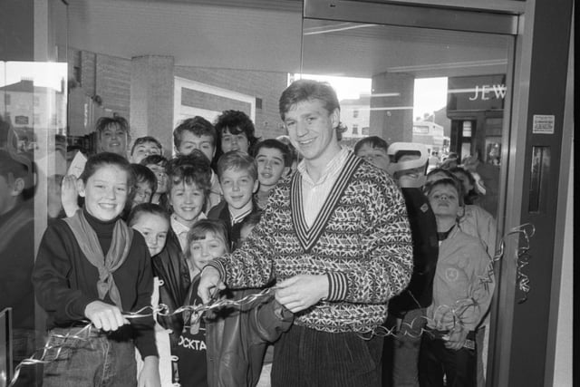 SAFC hero Marco Gabbiadini cut the ribbon to officially open the Lindon House furniture store in 1988.