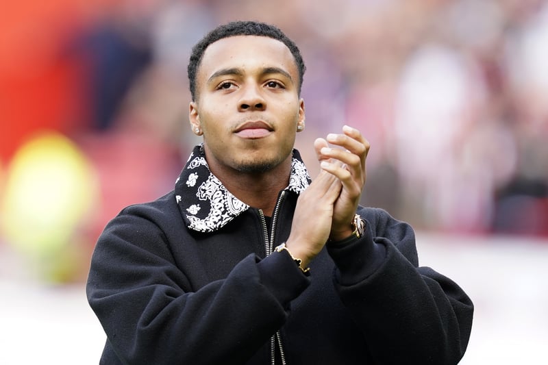 United’s newest arrival has undergone a full pre-season and had a few minutes off the bench for Aston Villa but nothing helps bed players into their new surroundings quite like first-team football and surely Archer has to start and get his first experience of Bramall Lane as a Blades player