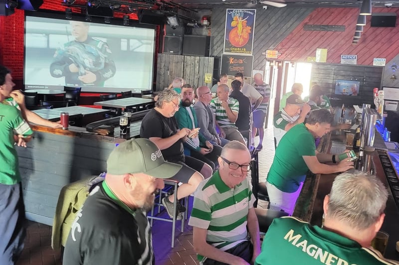 Los Angeles Celtic Supports Club gather at Joxer Daly’s Pub to watch games with the likes of Rod Stewart and Paolo Nutini having dropped in for the football. 