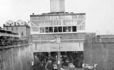 The first completed tunnel tube, for northbound traffic, was eventually opened by Queen Elizabeth II on 3 July 1963.