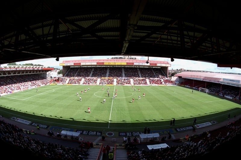 A general view of the ground during the match between Bristol City v West Brom Albion in the Nationwide Division One played at Ashton Gate on September 13, 1998. West Brom won the game 3-1. (Photo: Jamie McDonald /Allsport)