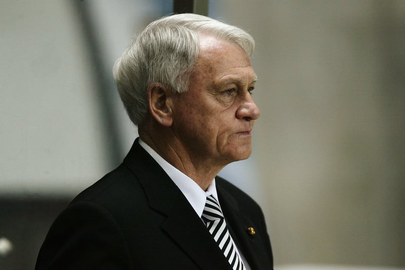 Who did Sir Bobby Robson select when St James Park hosted its last Champions League group stage fixture?