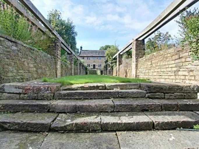 The property's gardens have been listed due to the special historic interest behind them. (Photo courtesy of Purplebricks)