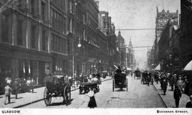 A view up Buchanan Street around 1904 with horse and carts going up the street. 