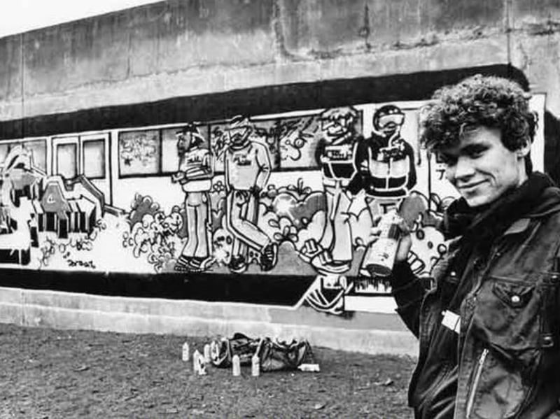 Mural at Sheffield's Kelvin flats, on Infirmary Road, in 1985. Photo: Picture Sheffield/Sheffield Newspapers