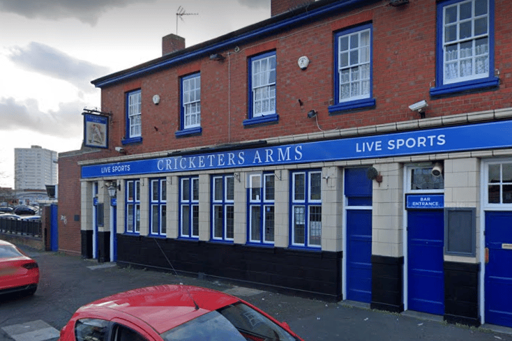 The pub is about 10 minutes walk from the stadium, and is very popular with Blues fans. It has a 4.1 rating from 177 reviews.