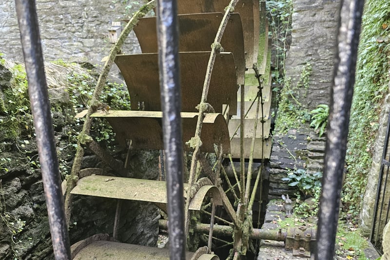 The mill was working until the early 20th century. It was restored in the 1980s by the Fishponds Local History Society.