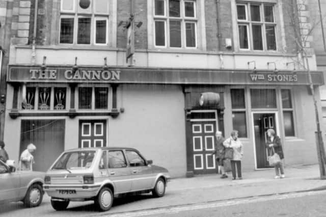 The Cannon pub, on Castle Street, Sheffield city centre, in November 1990. Photo: Picture Sheffield