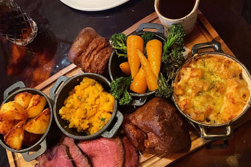 Treat yourself to The Loveable Rogue's Sunday lunch which includes Speyside beef, Yorkies, beef fat garlic roasties, brisket mac ‘n’ cheese, honey root veg, vegetable ecrasé and red wine gravy. There is also a wee Rogue's menu available meaning you can head along with all the family. 333 Great Western Rd, Glasgow G4 9HS. 