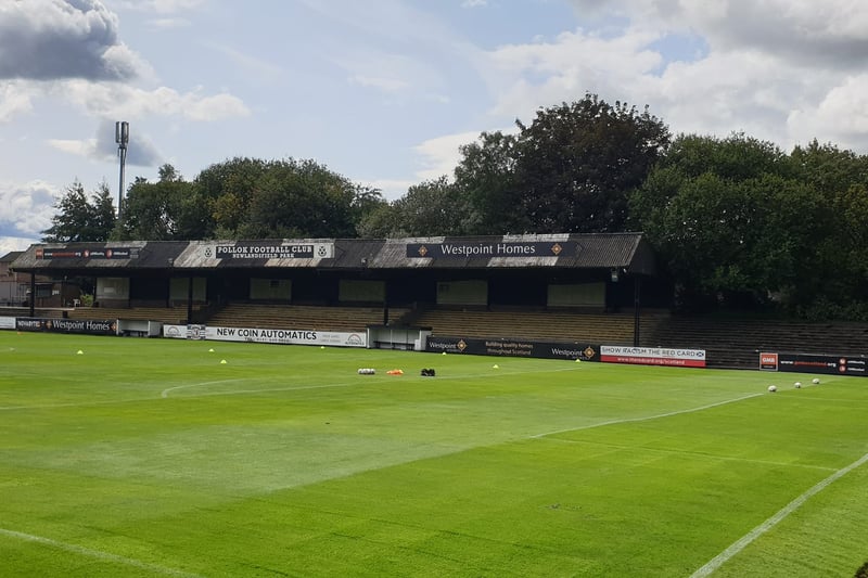 Newlandsfield Park is the home of West of Scotland Football League side Pollok FC which can be found just off Kilmarnock Road. 
